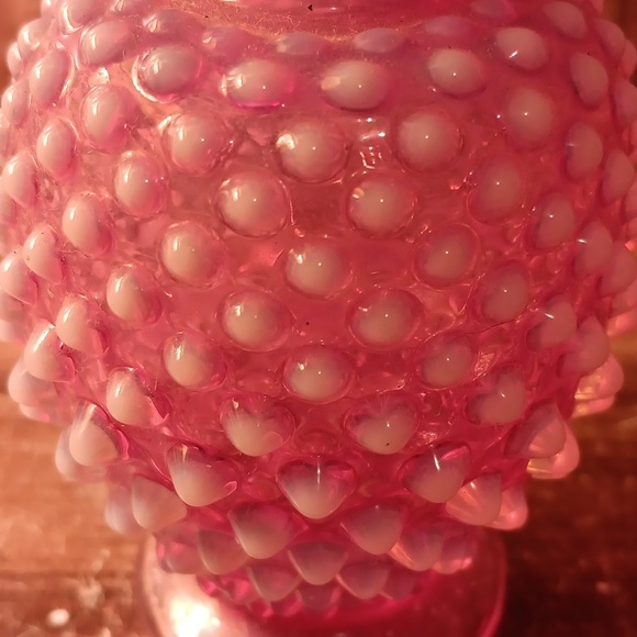 Vintage Fenton cranberry opalescent perfume bottle - Picture 4 of 4